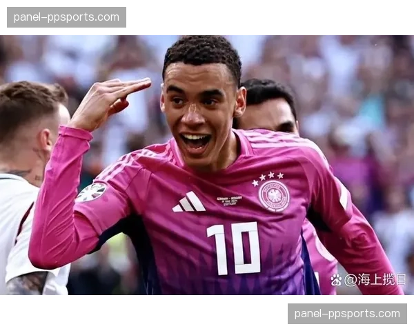 穆西亚拉赛后敲响警钟：拜仁需全神专注迎接国家德比